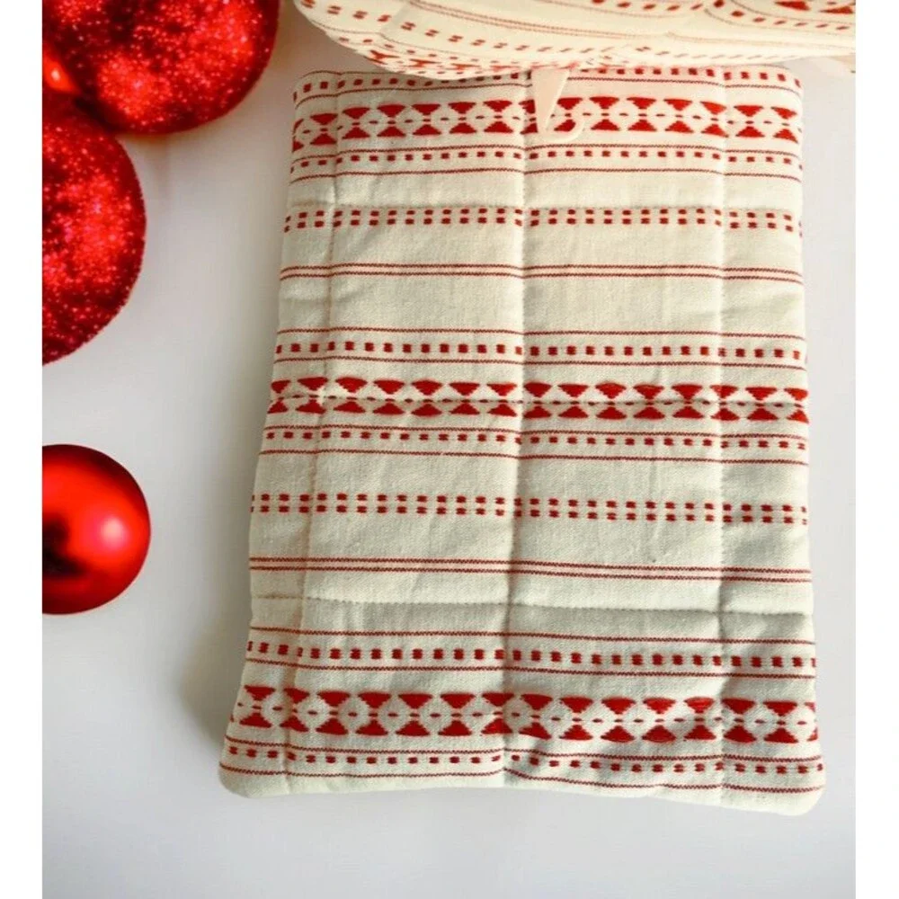 Nicole Miller Christmas Set of 2 Potholder Oven Mitt Embroidered Ecru Red